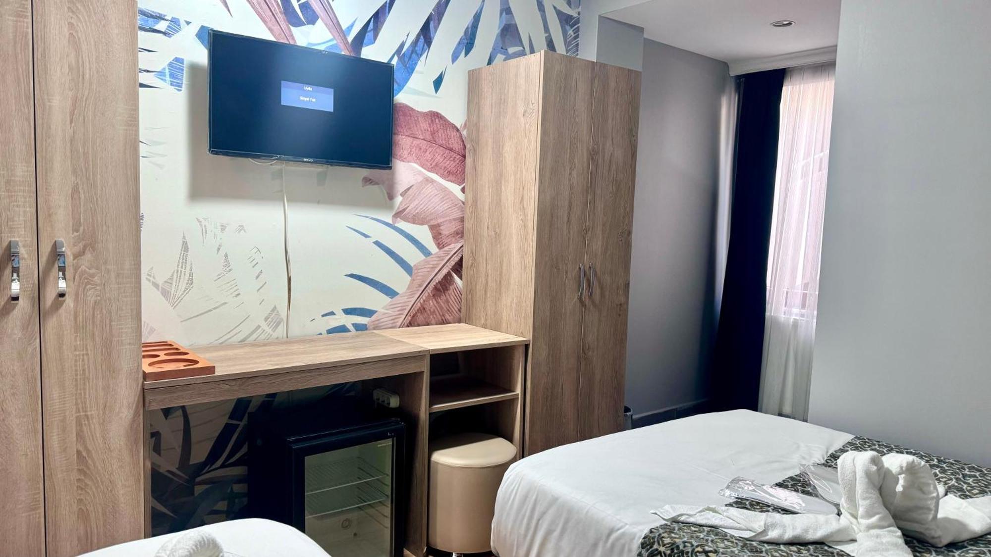 Rozza Hotel อิสตันบูล ภายนอก รูปภาพ